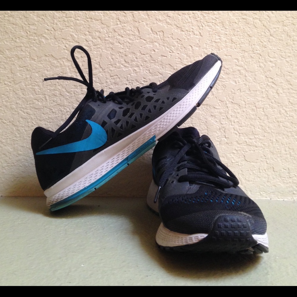 NIKE Blue/Black